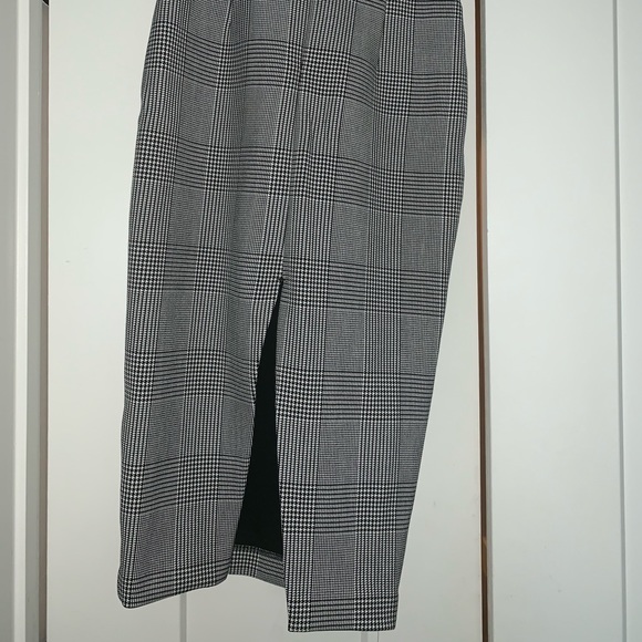 H&M Houndstooth Pencil Skirt - Picture 4 of 6